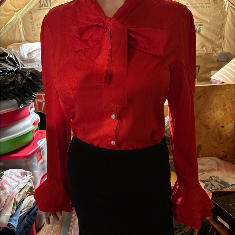 Women’s Elegant Red Bow Blouse Size M  NWT